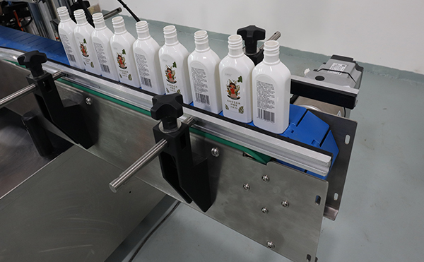 雙側(cè)面貼標(biāo)機(jī),側(cè)面貼標(biāo)機(jī),全自動貼標(biāo)機(jī)