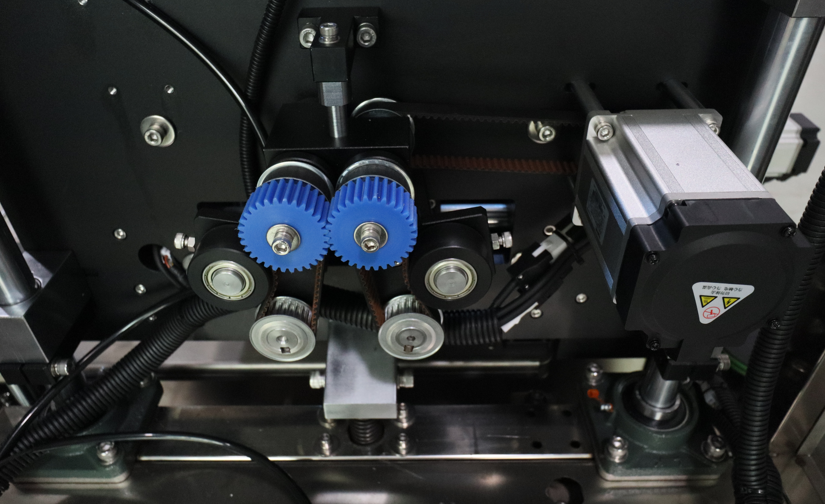 全自動電熱套標(biāo)機,套標(biāo)機設(shè)備,全自動套標(biāo)機